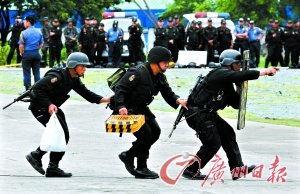 3日，菲律賓警方舉行人質解救演習。