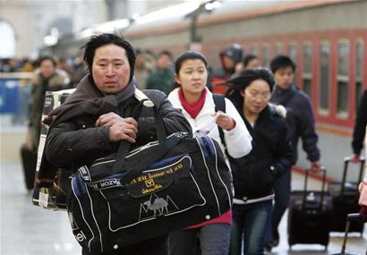 青島坐火車人票證合一才能進(jìn)站 發(fā)往12城市票售罄