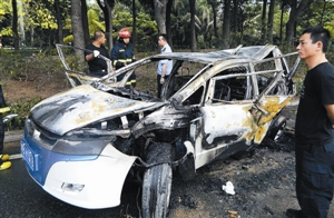 “5·26”事故中遇難的哥所駕的出租車。 （資料圖片）