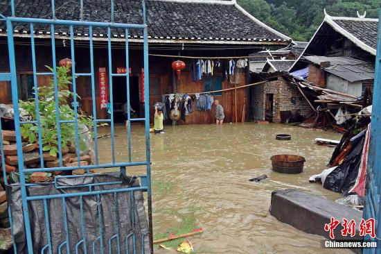 全國(guó)強(qiáng)降雨已95人遇難