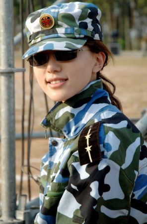 新一代軍藝?；ūP點(diǎn):殷桃姚琳娜成美女代表