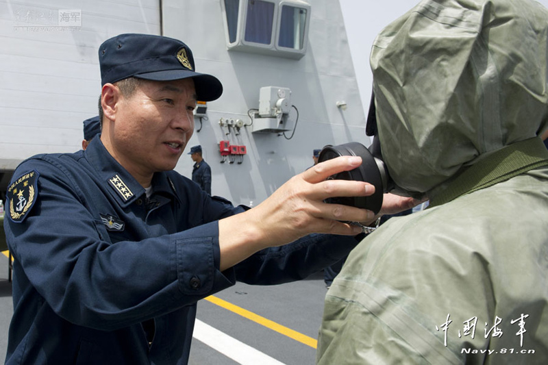 海軍潛艇與航空兵協(xié)同指揮