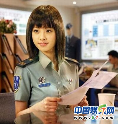 眾女星制服誘惑大比拼 baby女仆裝范冰冰警花李玟護士服