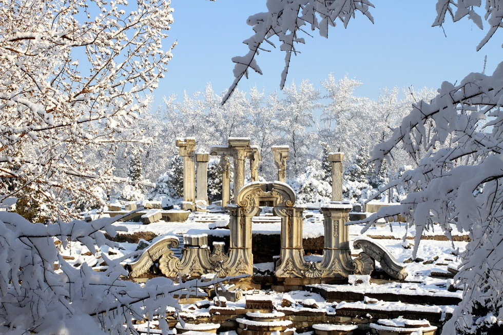 2013年3月20日早晨，降雪后的北京，全城銀裝素裹