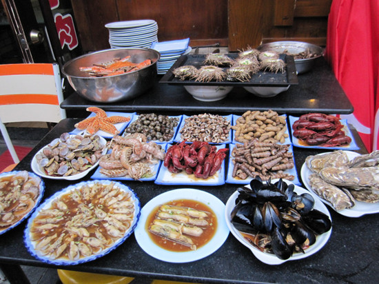 all kinds of seafood