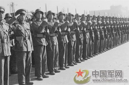 1959年國慶 逢十大閱兵盛況空前