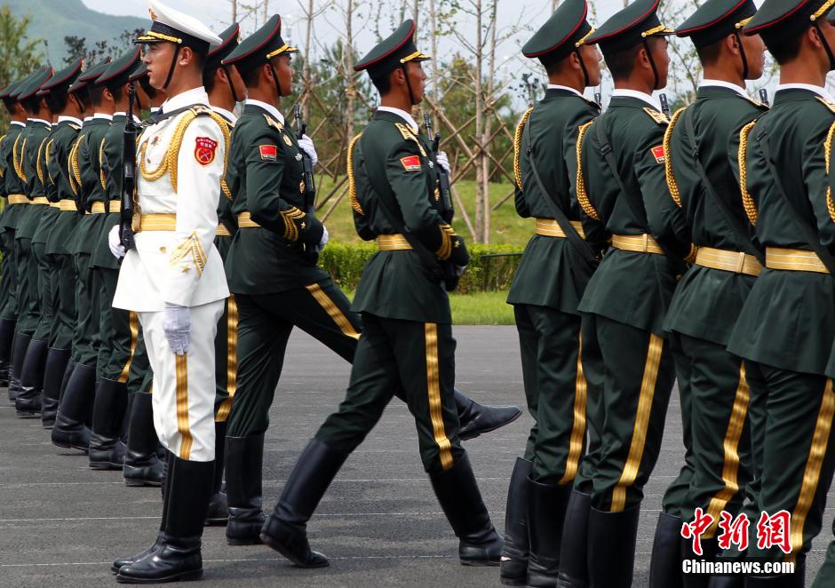 探訪閱兵基地 三軍儀仗隊(duì)首次有女兵參加大閱兵