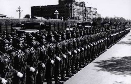 1959年國(guó)慶 逢十大閱兵盛況空前(組圖)