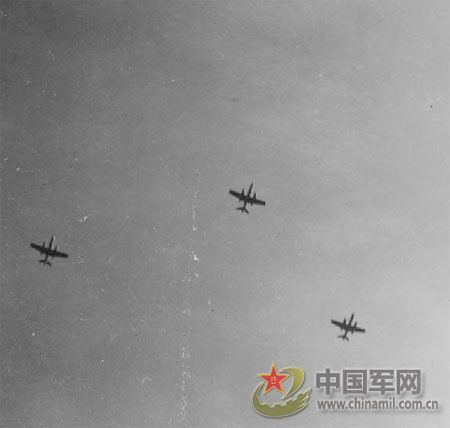 1955年國慶：實(shí)行軍銜制 換裝大閱兵