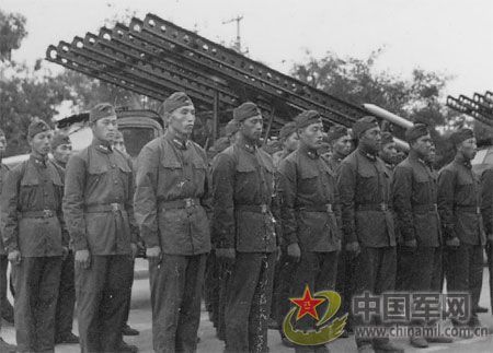 1955年國慶：實(shí)行軍銜制 換裝大閱兵