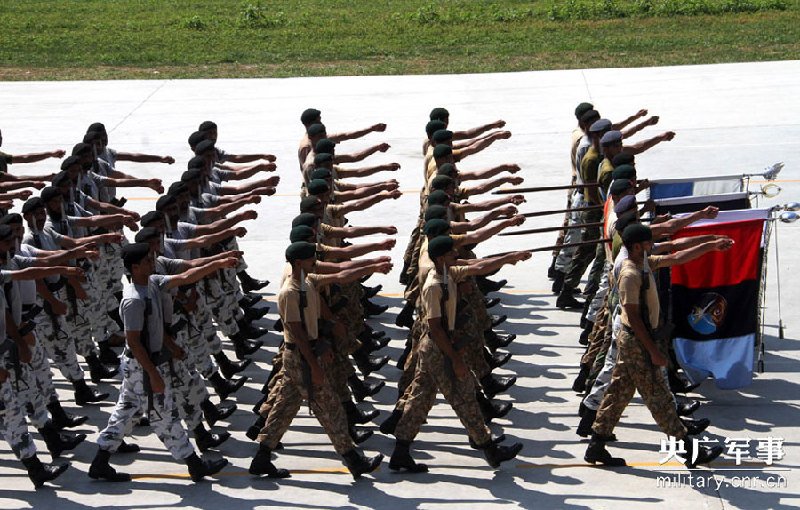 走進(jìn)抗戰(zhàn)閱兵外軍方隊營地 拍遍17國外軍訓(xùn)練